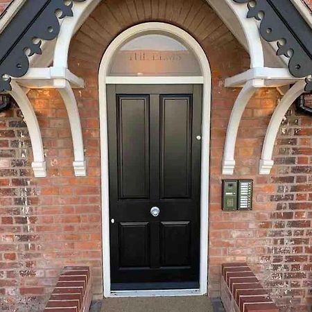 Boutique Luxury Apartment, High St, Henley-In-Arden Bagian luar foto