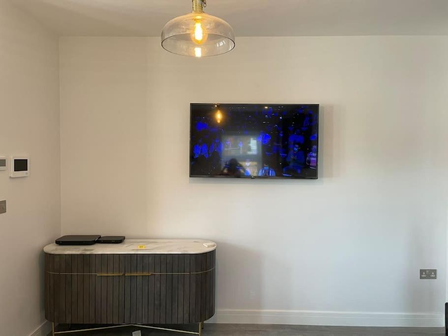 Boutique Luxury Apartment, High St, Henley-In-Arden Bagian luar foto