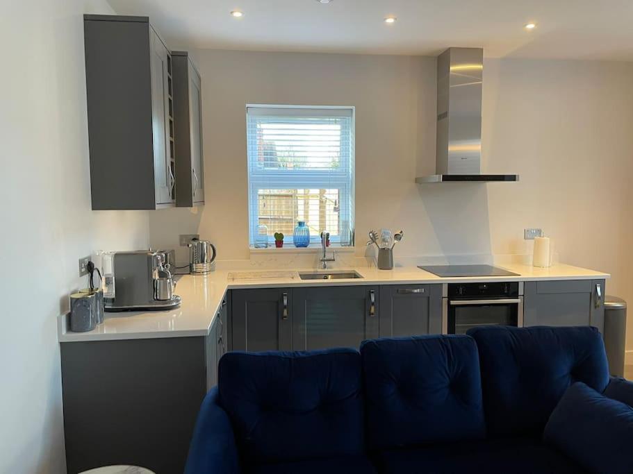 Boutique Luxury Apartment, High St, Henley-In-Arden Bagian luar foto